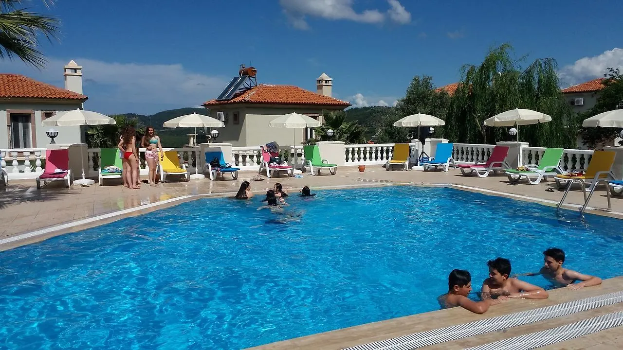 Daisy Garden Resort Oludeniz 3*,